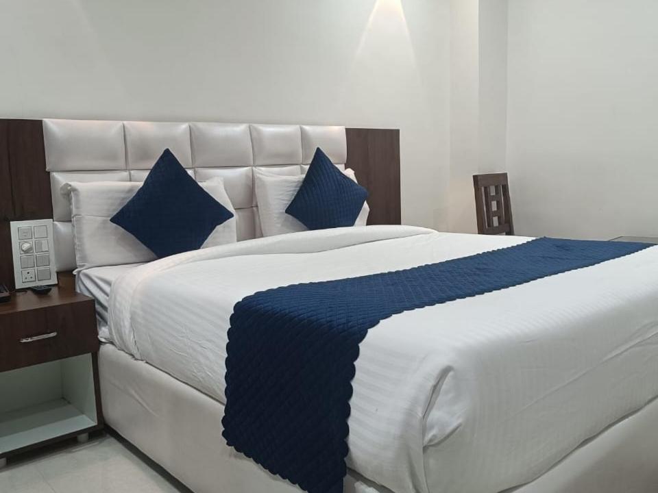 Hotel Skyland Warangal Eksteriør billede